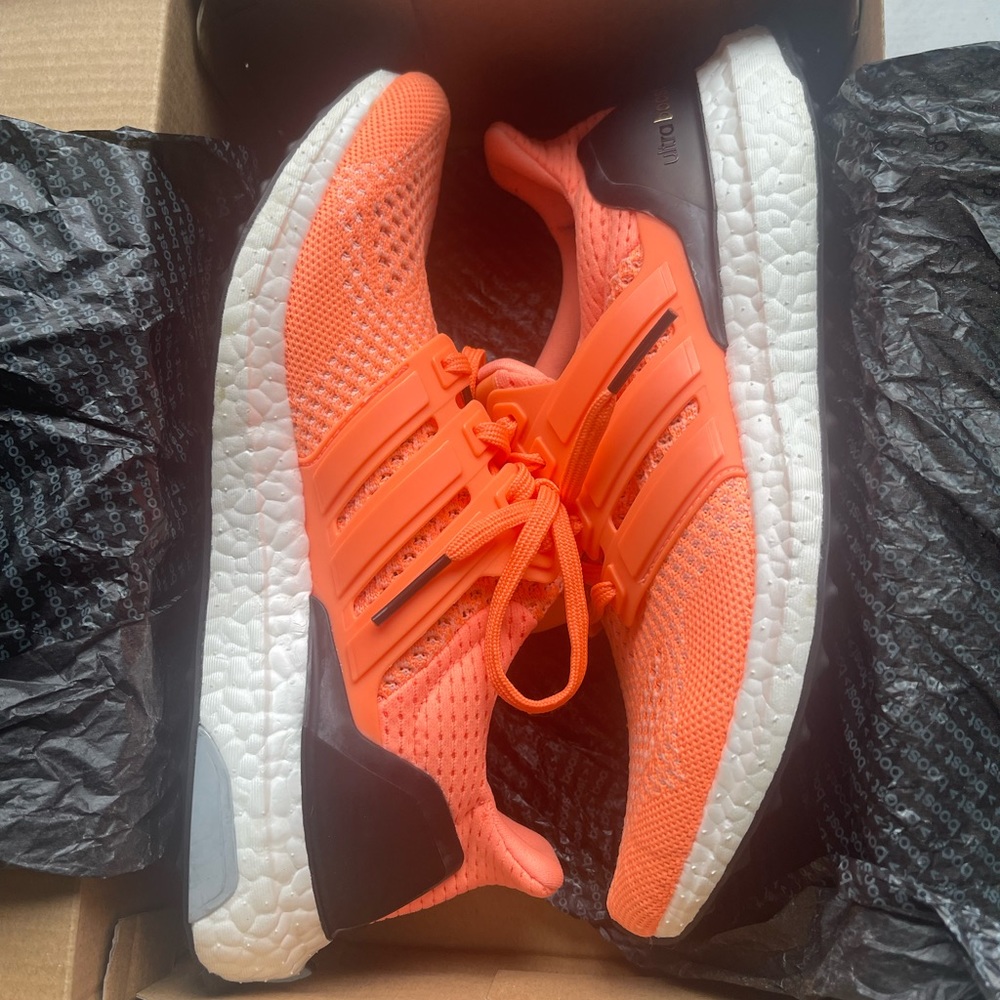 ultra boost w B34053